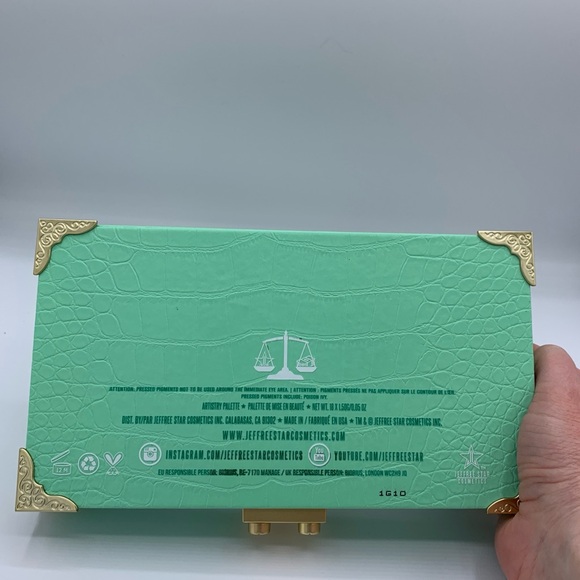 Jeffree Star Blood Money Palette - Picture 7 of 7